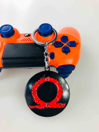Брелок God of War (символ Омега), металевий — колір на вибір