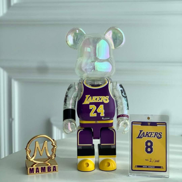 Bearbrick NBA Kobe Bryant 8 (Los Angeles Lakers) 400% (28 см)