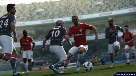 Pro Evolution Soccer 2012   (Xbox 360)