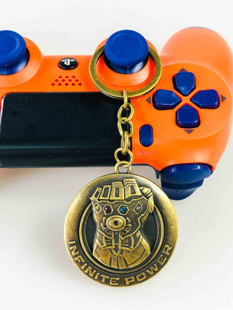 Металевий брелок Marvel “Infinity Gauntlet” — Рукавиця Нескінченності Таноса