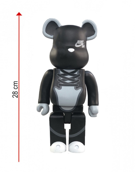 Bearbrick Nike Sb Black фигурка (черный с белым) 400％ (28 См)