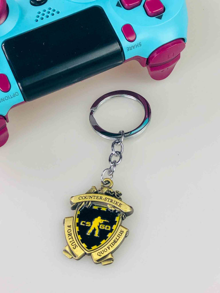 Брелок Counter-Strike: Global Offensive (CS:GO) металевий