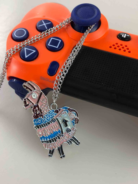 Амулет для геймерів Fortnite Лама – підвіска на ланцюжку