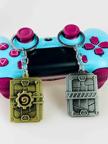 Металевий брелок Hearthstone — карта гри Blizzard (золотий / срібний)