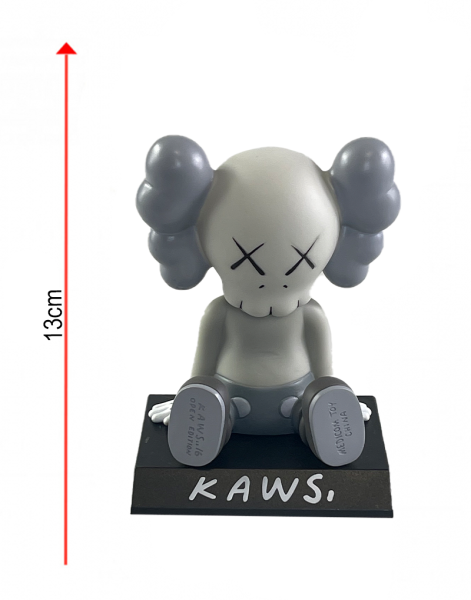 KAWS COMPANION Grey (Cars Series) виниловая фигурка-башкотряс - 13см KAWS COMPANION Grey (Cars Series) виниловая фигурка-башкотряс - 13см