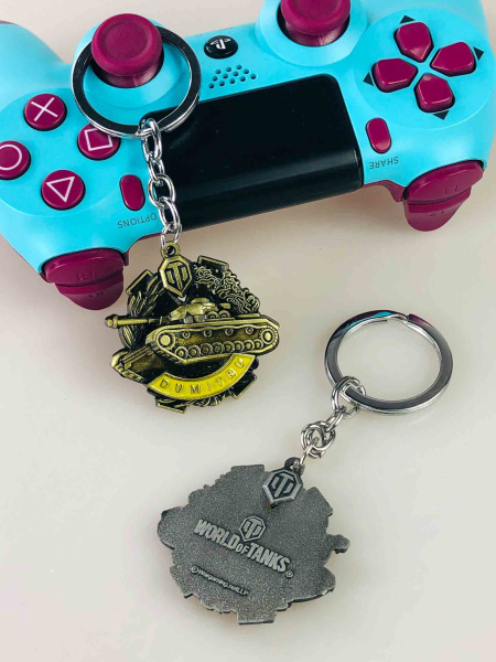 Металевий брелок World of Tanks з танком Dumitru