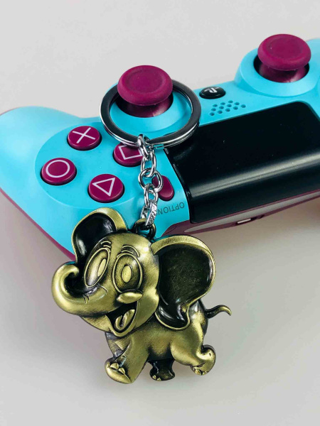 Брелок “Милий слоник” (металевий, ретро-стиль)